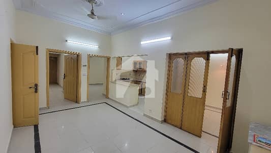 پی ڈبلیو ڈی ہاؤسنگ سوسائٹی ۔ بلاک بی پی ڈبلیو ڈی ہاؤسنگ سکیم,اسلام آباد میں 3 کمروں کا 14 مرلہ بالائی پورشن 85.0 ہزار میں کرایہ پر دستیاب ہے۔ پی ڈبلیو ڈی ہاؤسنگ سوسائٹی ۔ بلاک بی پی ڈبلیو ڈی ہاؤسنگ سکیم,اسلام آباد میں 3 کمروں کا 14 مرلہ بالائی پورشن 85.0 ہزار میں کرایہ پر دستیاب ہے۔
