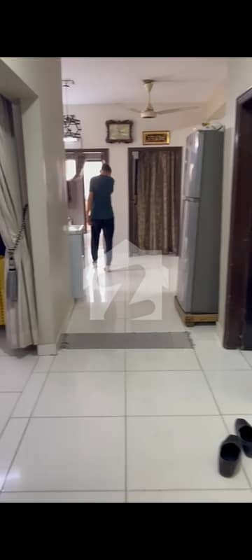 In Federal B Area - Block 6 1300 Square Feet Flat For Rent