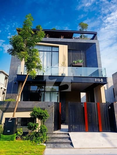 Brand New 5 Marla Luxury House For Sale In DHA 9 Town | Prime Location | Near Park & Commercial | Modern Design | Best Investment Opportunity