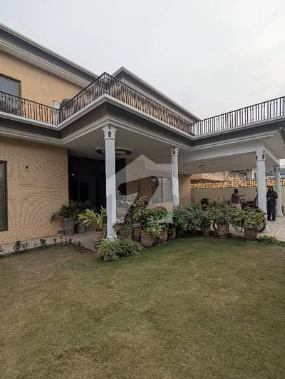 Beautiful Luxury 1 Kanal House For Sale