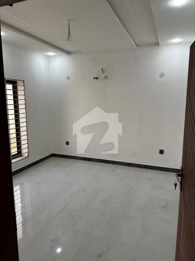 3Bed DDL 125 Sq Yd Villa FOR SALE At Precicnt-11B (All Amenities Nearby) Heighted Location Investor Rates 3Bed DDL 125 Sq Yd Villa FOR SALE At Precicnt-11B (All Amenities Nearby) Heighted Location Investor Rates