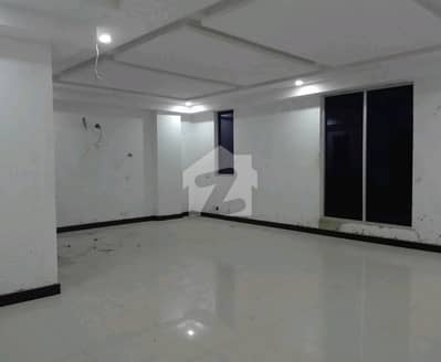Own A Prime Location Office In 800 Square Feet Karachi