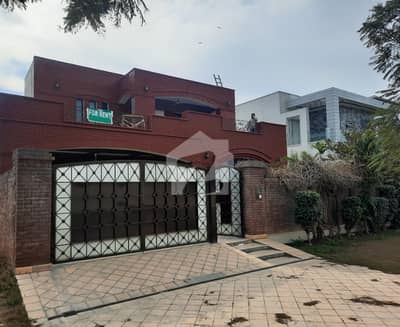 1 KANAL RED BRICK HOUSE TOP LOCATIO DOUBLE/UNIT FOR SALE IN DHA PHASE 1 (100% DEAL) 1 KANAL RED BRICK HOUSE TOP LOCATIO DOUBLE/UNIT FOR SALE IN DHA PHASE 1 (100% DEAL)