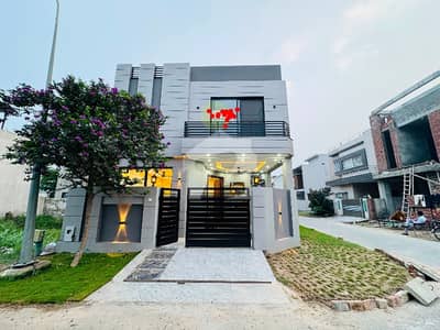5 Marla Brand new Corner House For sale facing park