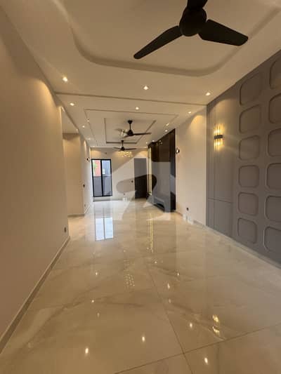 9 Marla Modern House For Sale