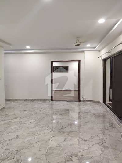 Beautiful 3 Bed Upper Portion For Rent