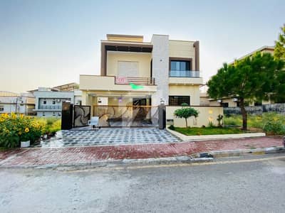 10 Marla House For Sale Prime Location | Bahria Town Phase 8, Rawalpindi 10 Marla House For Sale Prime Location | Bahria Town Phase 8, Rawalpindi