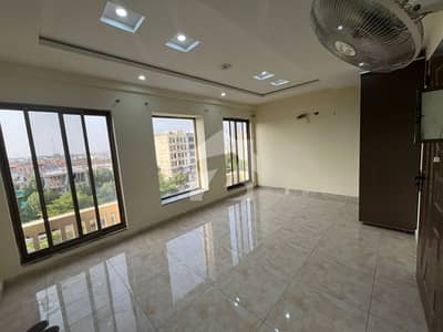 Studio Available for Rent Studio Available for Rent