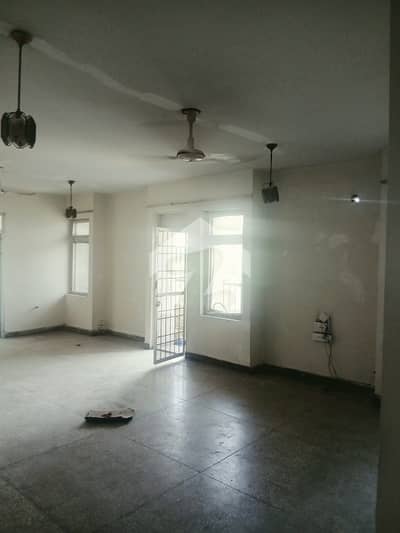 Askari 5 Available For Rent 3 Bedroom Attached Washroom