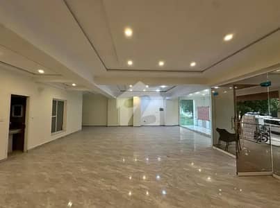 Jinnah Avenue Facing 2nd Floor Renovated Office