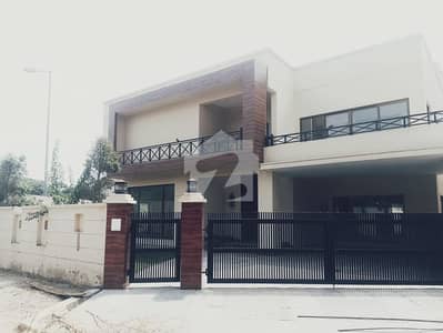 3 Bed Spacious Flat For Sale In Askari 10 Lahore - Sector E | Gated Community