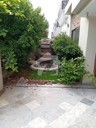 بحریہ آرچرڈ فیز 1 بحریہ آرچرڈ,لاہور میں 5 کمروں کا 10 مرلہ مکان 1.25 لاکھ میں کرایہ پر دستیاب ہے۔ بحریہ آرچرڈ فیز 1 بحریہ آرچرڈ,لاہور میں 5 کمروں کا 10 مرلہ مکان 1.25 لاکھ میں کرایہ پر دستیاب ہے۔