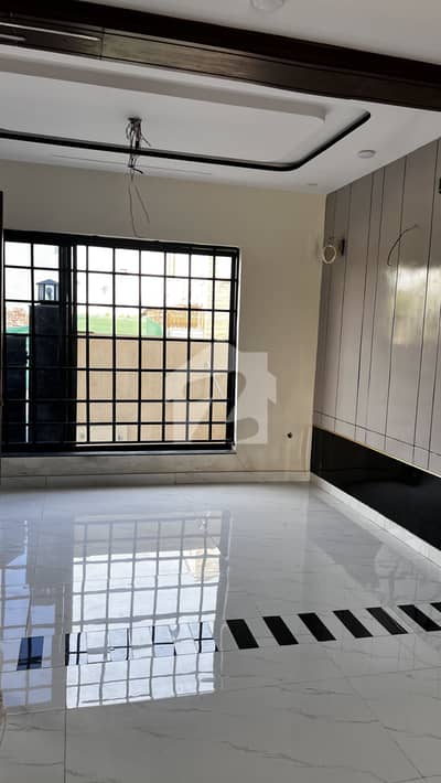 5 Marla Brand New House Available For Sale In Estran Extension 5 Marla Brand New House Available For Sale In Estran Extension