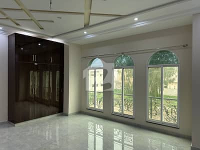 10 Marla DOUBLE STORY CORNER HOUSE For Sale In AWT Phase 2