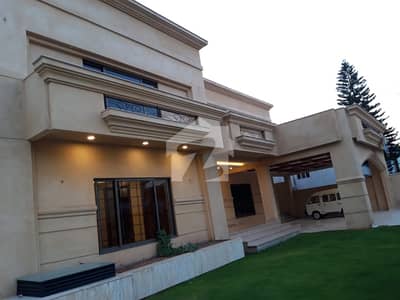 ایف ۔ 10 اسلام آباد میں 2 کنال Studio مکان 27.0 لاکھ میں کرایہ پر دستیاب ہے۔
