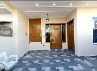 G-13 25x40 Brand new double story House available for sale G-13 25x40 Brand new double story House available for sale
