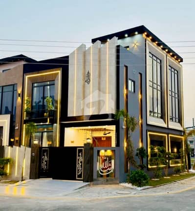 5.5 Marla Ultra Modern Luxury House For Sale 5.5 Marla Ultra Modern Luxury House For Sale