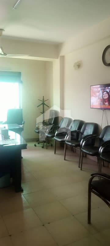 CDA TRANSFER - 2 BED FLAT FOR SALE IN PRIME LOCATION OF G11