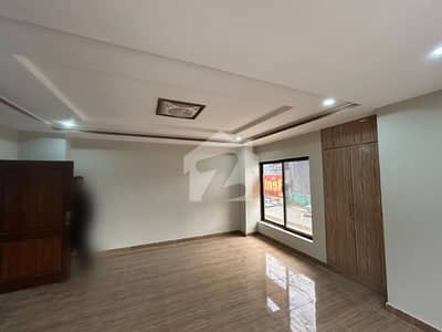 CORNER BEAUTIFUL HALL AVAILABLE FOR RENT IN BAHRIA TOWN PHASE 7 RWP