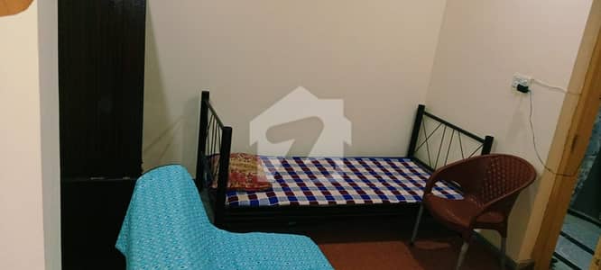 Room For Rent
