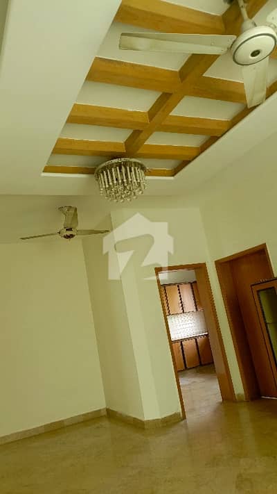 10 Mrla Upper Portion 2 Bed Room Study Room Wapda Town