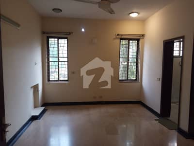 1 Kanal Upper Portion Available For Rent In DHA Phase 3 Z Black