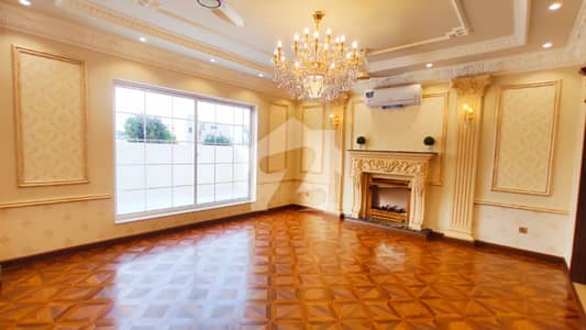 DHA PHASE 5 1 KANAL UPPER PORTION INDEPENDENT SEPRATE GATE FOR RENT