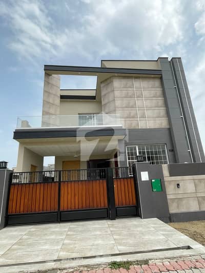 8 MARLA BRAND NEW LUXURY HOUSE AVAILABLE FOR SALE IN BAHRIA ORCHARD LAHORE C BLOCK OWNER BUILD NEAR PARK NEAR ZOO NEAR MASJID SCHOOL MARKET COMMUNITY AREA