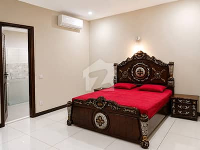 DHA Phas 5 1000 YARD Three Unit Bungalow For Sale