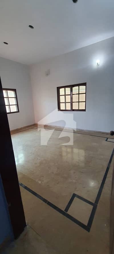 Used 240 single story house Used 240 single story house