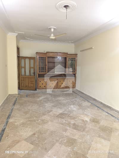 3 bedrooms & 3 bathrooms DD TV lounge kitchen