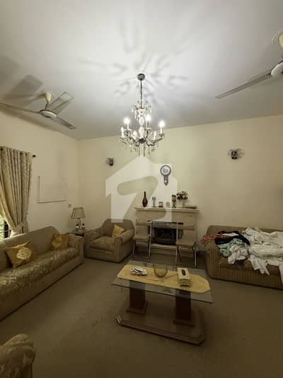1 Kanal Slightly Used Beautiful House Available For Sale In Prime Location Johar Town 1 Kanal Slightly Used Beautiful House Available For Sale In Prime Location Johar Town