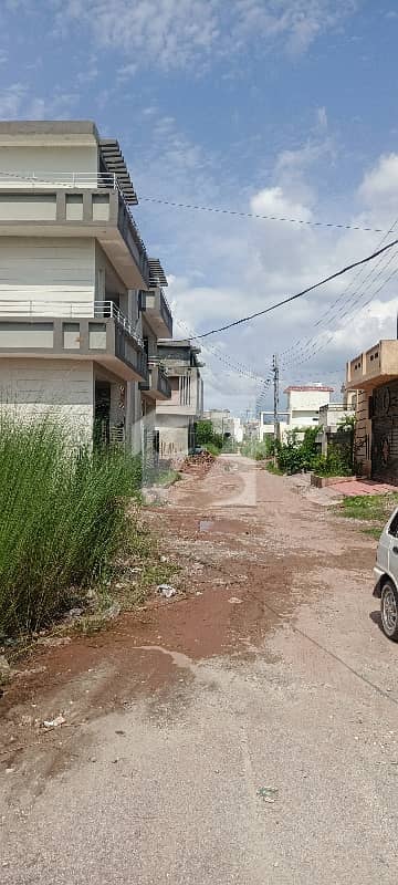 16 Marla Plot Available In Bani Gala Near Imran Khan House