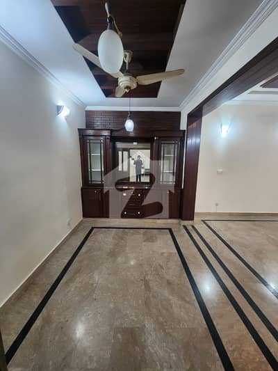 3 Bedrooms Portion For Rent Available In E-11 Islamabad