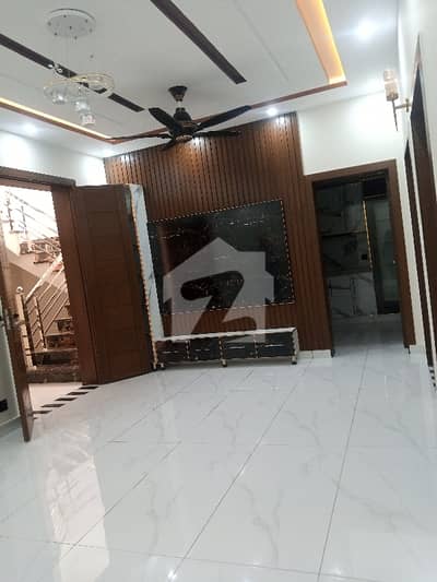 10 Marla Double Story for Sale in Pwd Hot location 5 Bedroom Vip House