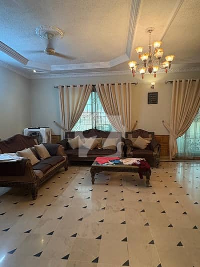 22 Marla House Available For Sale In Main Chaklala Scheme 3