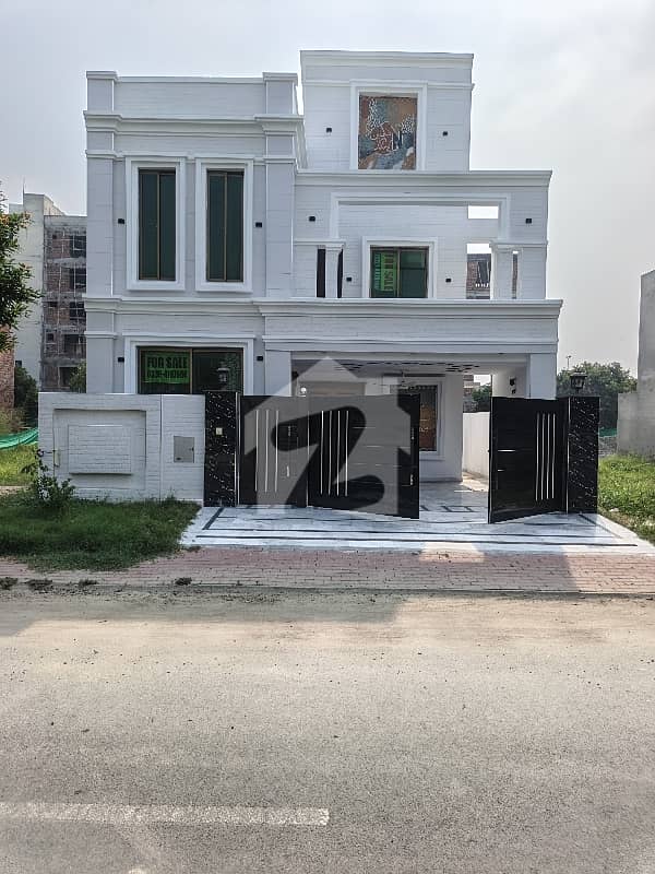 بحریہ آرچرڈ فیز 2 بحریہ آرچرڈ,لاہور میں 5 کمروں کا 8 مرلہ مکان 2.99 کروڑ میں برائے فروخت۔ بحریہ آرچرڈ فیز 2 بحریہ آرچرڈ,لاہور میں 5 کمروں کا 8 مرلہ مکان 2.99 کروڑ میں برائے فروخت۔