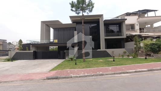 بحریہ گرینز۔ اوورسیز انکلیو - سیکٹر 3 بحریہ گرینز۔ اوورسیز انکلیو,بحریہ ٹاؤن فیز 8,بحریہ ٹاؤن راولپنڈی,راولپنڈی میں 5 کمروں کا 1 کنال مکان 10.95 کروڑ میں برائے فروخت۔ بحریہ گرینز۔ اوورسیز انکلیو - سیکٹر 3 بحریہ گرینز۔ اوورسیز انکلیو,بحریہ ٹاؤن فیز 8,بحریہ ٹاؤن راولپنڈی,راولپنڈی میں 5 کمروں کا 1 کنال مکان 10.95 کروڑ میں برائے فروخت۔