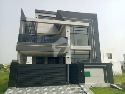 بحریہ آرچرڈ فیز 2 بحریہ آرچرڈ,لاہور میں 5 کمروں کا 8 مرلہ مکان 3.1 کروڑ میں برائے فروخت۔ بحریہ آرچرڈ فیز 2 بحریہ آرچرڈ,لاہور میں 5 کمروں کا 8 مرلہ مکان 3.1 کروڑ میں برائے فروخت۔