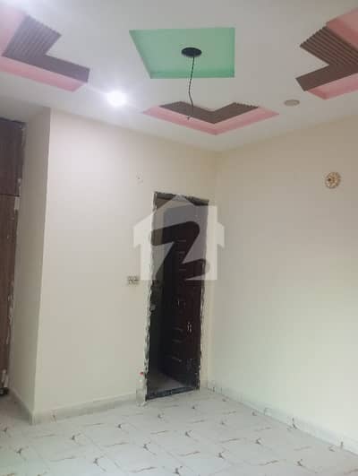 لالہ زار گارڈن لاہور میں 3 کمروں کا 3 مرلہ مکان 1.35 کروڑ میں برائے فروخت۔