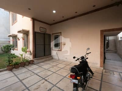 Become Owner Of Your House Today Which Is Centrally Located In Gulistan-E-Jauhar - Block 14 In Karachi Become Owner Of Your House Today Which Is Centrally Located In Gulistan-E-Jauhar - Block 14 In Karachi