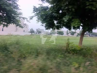 DHA Phase 7 | 1 Kanal Plot For Sale | Prime Location | Near Park | Near McDonalds DHA Phase 7 | 1 Kanal Plot For Sale | Prime Location | Near Park | Near McDonalds