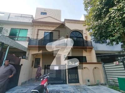 Ideal House Is Available For sale In D-12