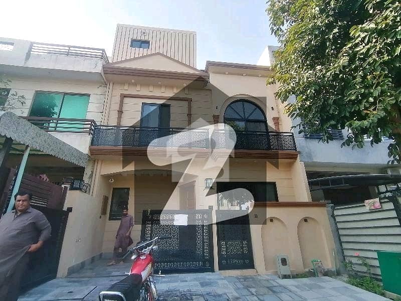 Ideal House Is Available For sale In D-12 Ideal House Is Available For sale In D-12