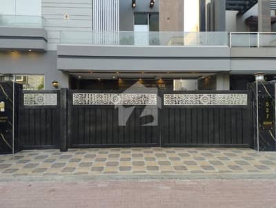 Luxury 10 Marla House For Sale In Bahria Town Lahore Prime Location Ideal Living Luxury 10 Marla House For Sale In Bahria Town Lahore Prime Location Ideal Living