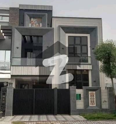 Beautiful House For Sale In Bahria Orchard Lahore Prime Location & Modern Living