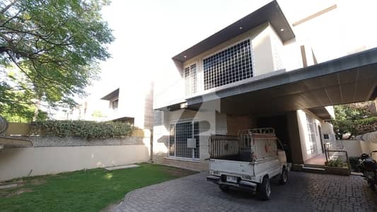 ایف ۔ 7/2 ایف ۔ 7,اسلام آباد میں 6 کمروں کا 1 کنال مکان 16.5 لاکھ میں کرایہ پر دستیاب ہے۔ ایف ۔ 7/2 ایف ۔ 7,اسلام آباد میں 6 کمروں کا 1 کنال مکان 16.5 لاکھ میں کرایہ پر دستیاب ہے۔