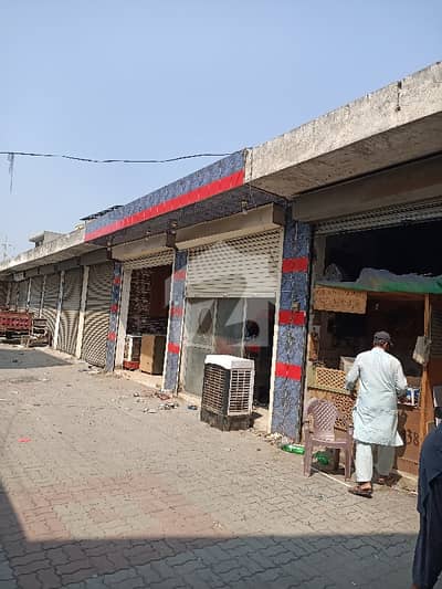 ایمن آباد سیالکوٹ میں 4 مرلہ Studio دکان 2.85 کروڑ میں برائے فروخت۔
