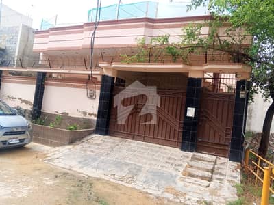 Prime Location Saadi Town - Block 4 240 Square Yards House Up For sale