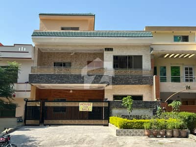 10 Marla Main Double Road House For Sale G-13 Islamabad